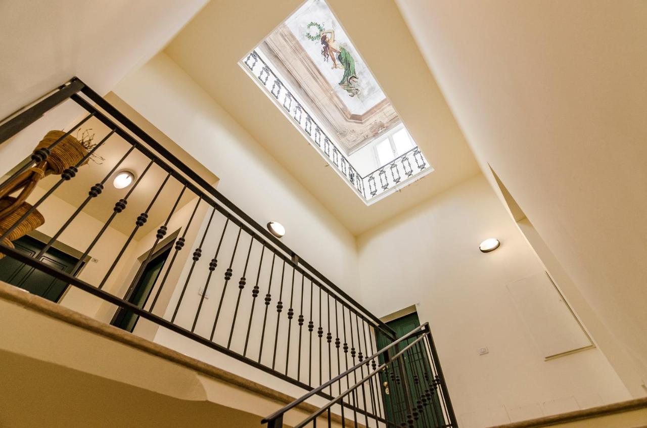 شقة Flat 13: Elegante E Luminoso Con Terrazzo Privato بولونيا المظهر الخارجي الصورة